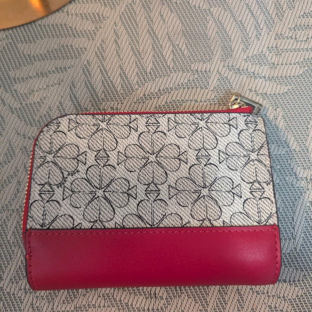 Kate Spade Flower Small Compact Wallet - Picture 11 of 13